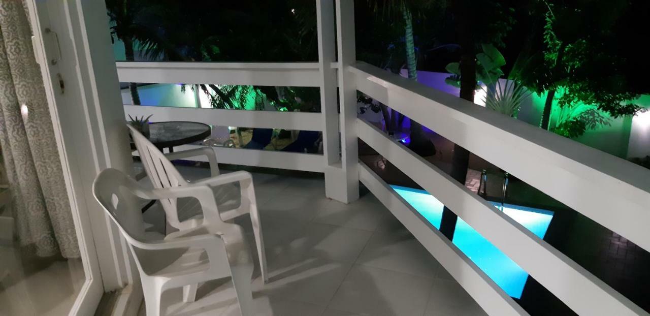 פאלם ביץ' Bubali Villa & Apartments מראה חיצוני תמונה